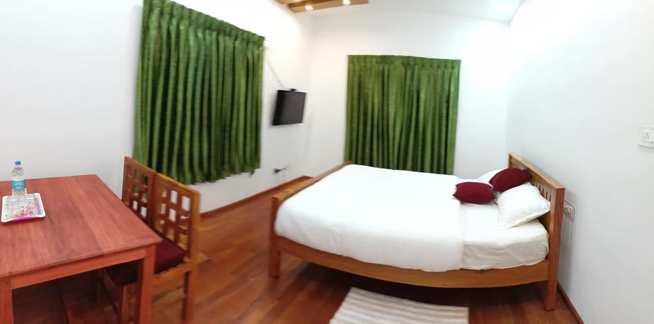 Moon Homestay Santhanpara Ngoại thất bức ảnh